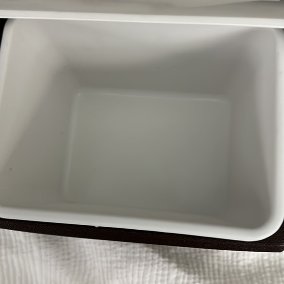 Cooler - Picture 3 of 4